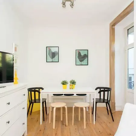 Charming Duplex At Campo De Ourique * Lisboa