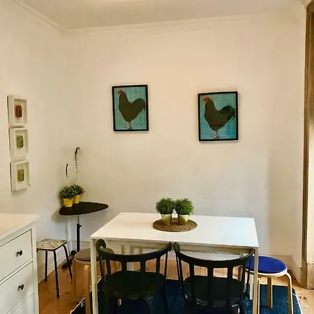 Charming Duplex At Campo De Ourique Apartamento Lisboa