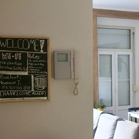 Charming Duplex At Campo De Ourique Lisbona